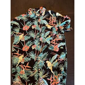 Lauikai Surf Tropical Parrot Print Button Down Shirt, Hawaiian Palm Leaf‎
